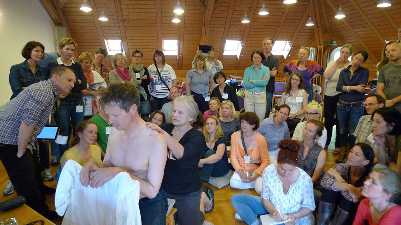 Dr. Arya Nielsen Seminars