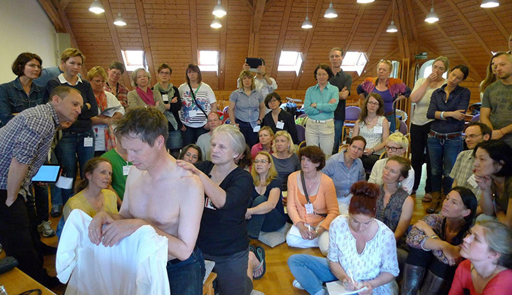 Dr. Arya Nielsen Seminars